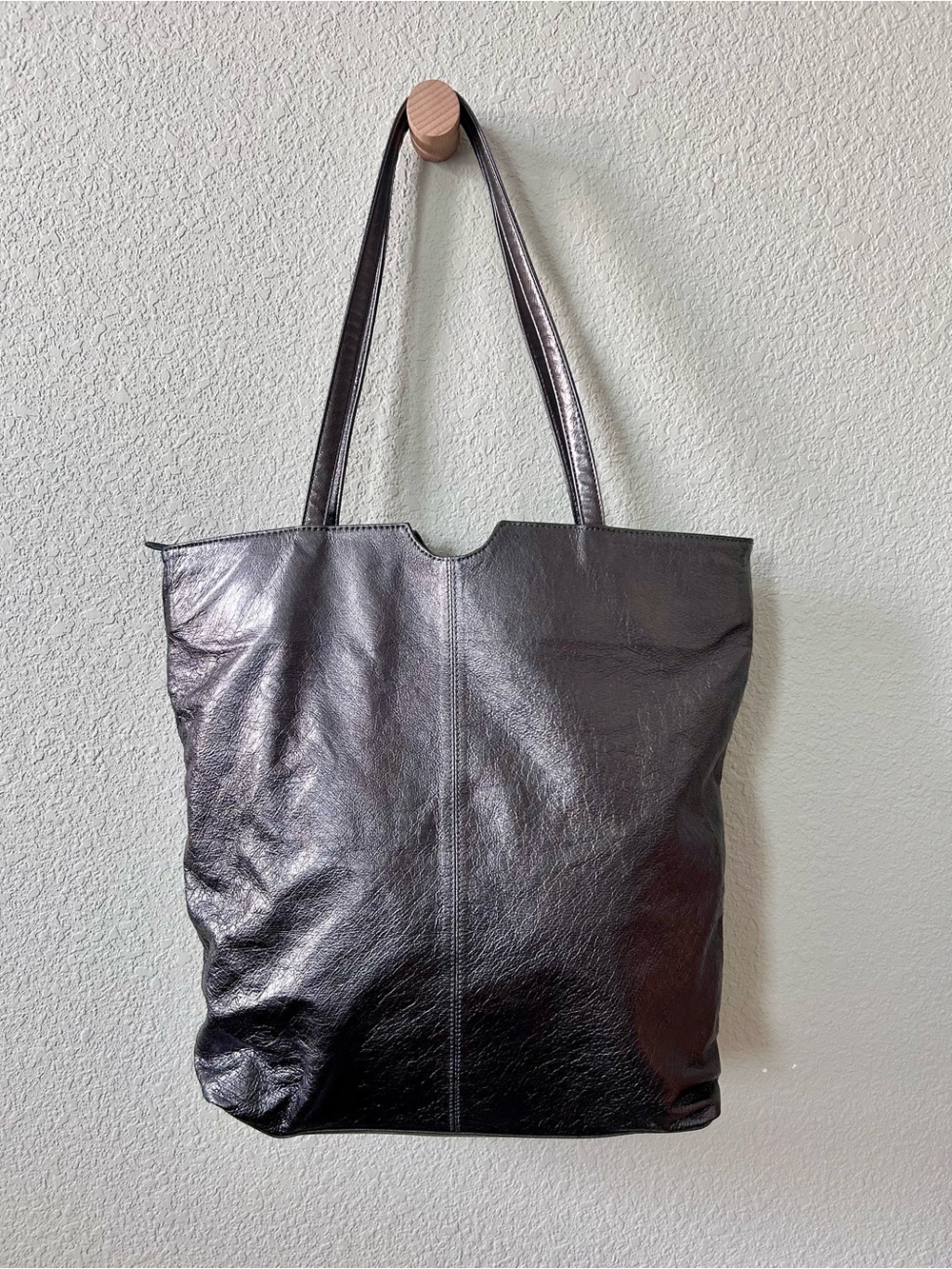 Wilson's Leather Tote Bag in Gun Metal Silver Metalic